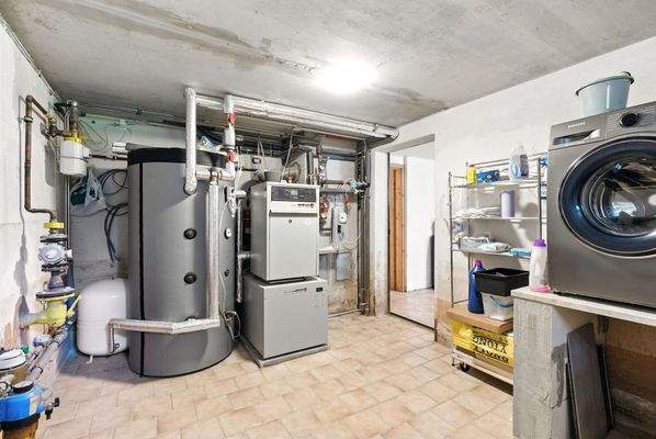 Hauswirtschafts-/Heizungsraum