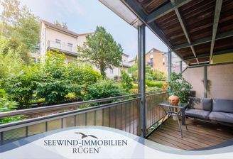 Helle 3-Zimmer-Wohnung mit Balkon und Blick ins Grüne in Bergen