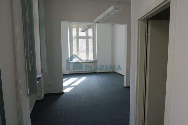 225.05 Büro 4-EG hinten