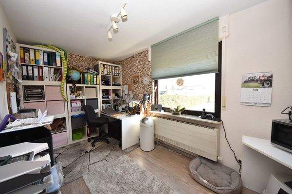 Schlafzimmer 2 von 4