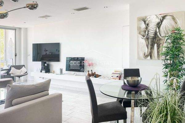 Übergang ins Wohnzimmer