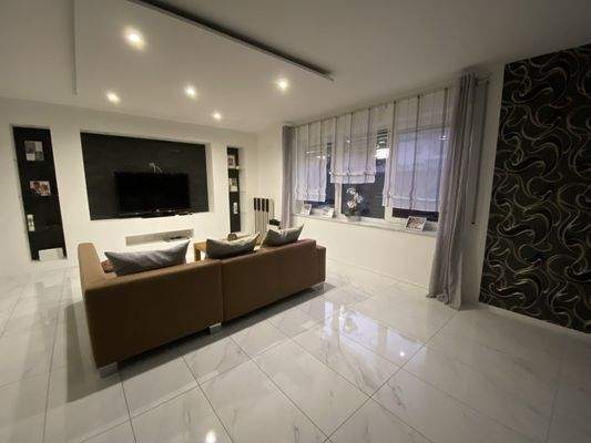 großzügiger und lichtdurchflutetet Wohn- & Essbereich mit Terrassenzugang - Erdgeschoss