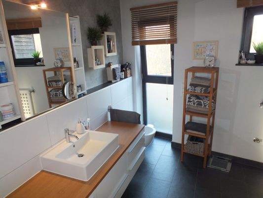 Badezimmer 2