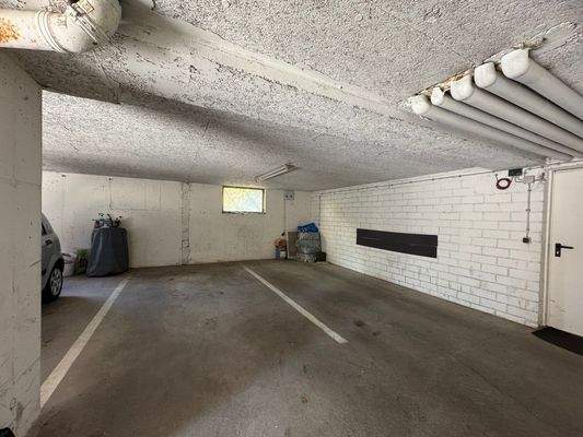 Tiefgaragenstellplatz