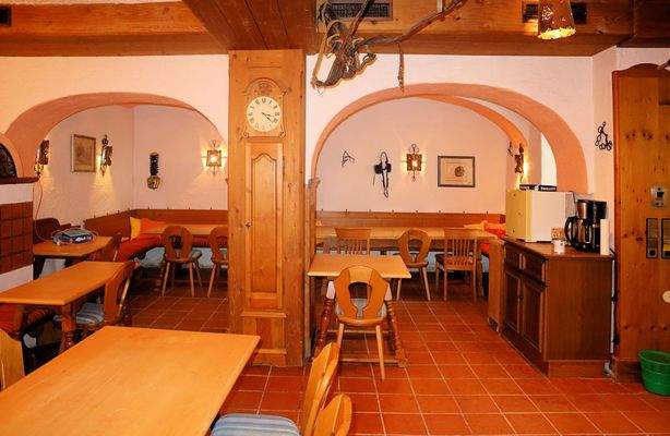 Gemeinschaftsraum Poststüberl_.JPG