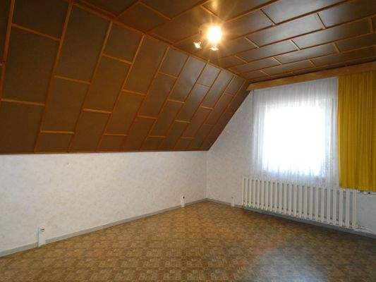 018_Schlafzimmer DG.JPG