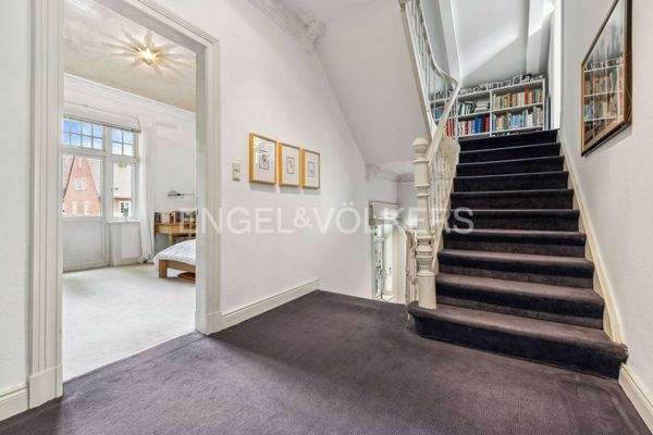 Treppe ins Dachgeschoss