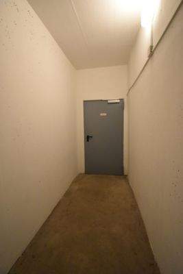 23 Zugang Tiefgarage.JPG