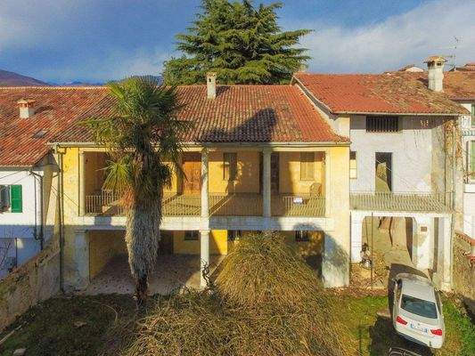 Palazzetto Calvagese (2).jpg