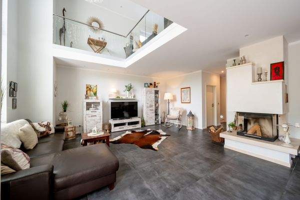 Wohnen / Galerie / Kamin