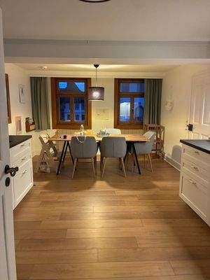 Küche und Esszbereich.jpg