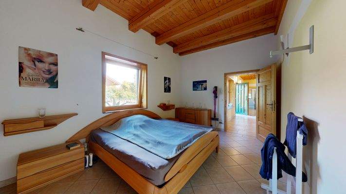 Schlafzimmer Hauptgebäude