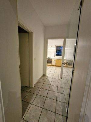 Flur zur Küche/Bad