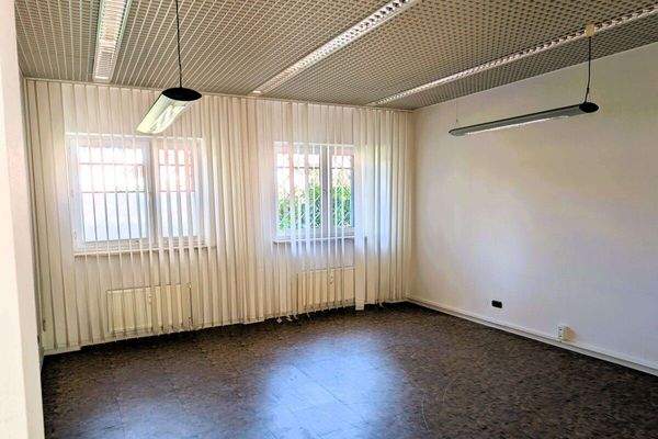 PXL_20250908_103234480