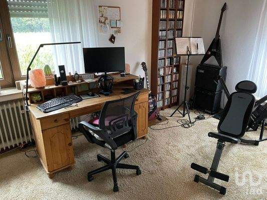 Büro / Kinderzimmer