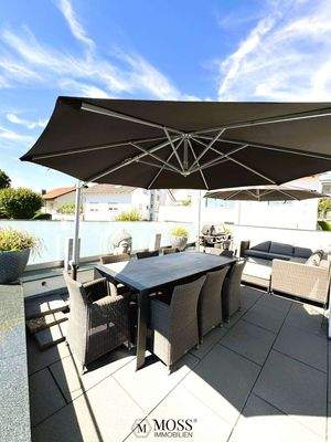 Große Süd-West-Terrasse 