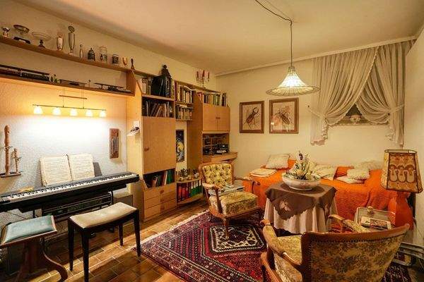 Zimmer im Untergeschoss