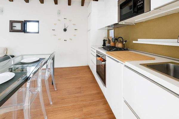 Küche und Essbereich