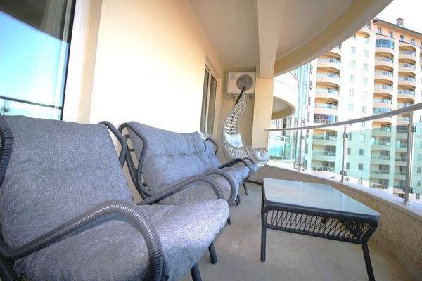 Balkon -1-