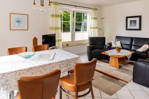 Wohn- und Esszimmer im Ferienhaus