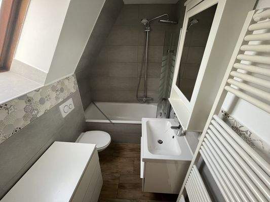 Tageslichtbad im Obergeschoss