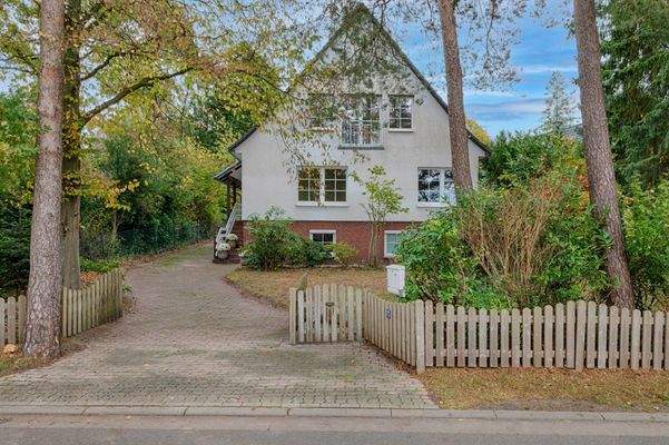 ALTES ERHALTEN UND IDEENREICH NEUES GESTALTEN