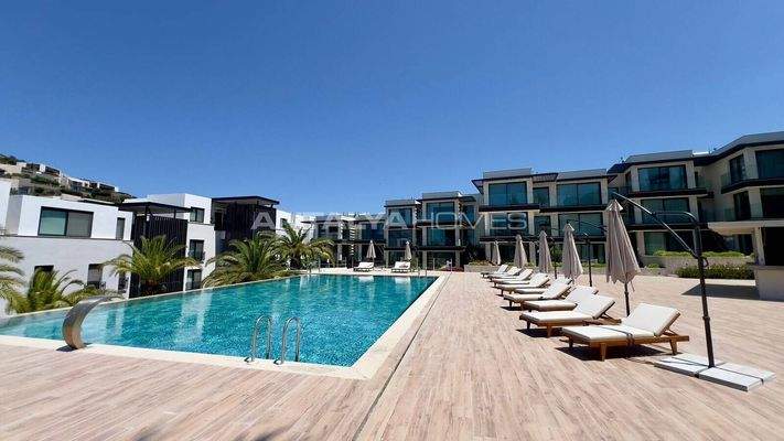Stylish Apartments in a Beachfront Complex in Yalikavak, Bodrum