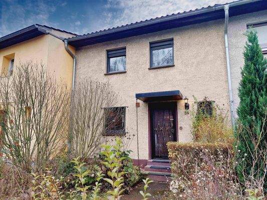 Frontseite des Hauses