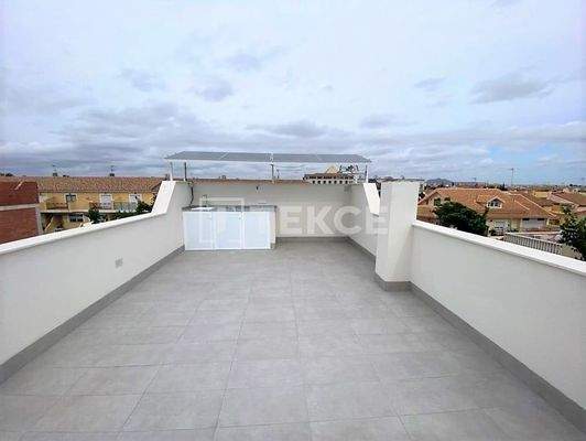 Spacious House with Pool in Los Alcázares Costa Calida