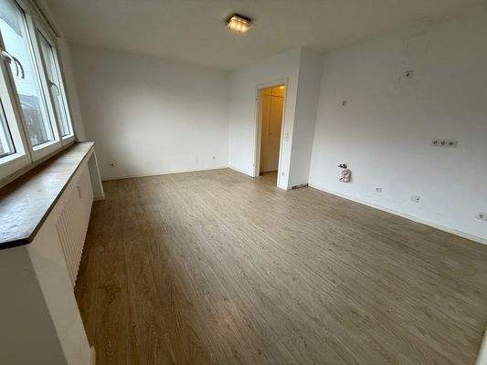 Wohnraum mit offener Küche