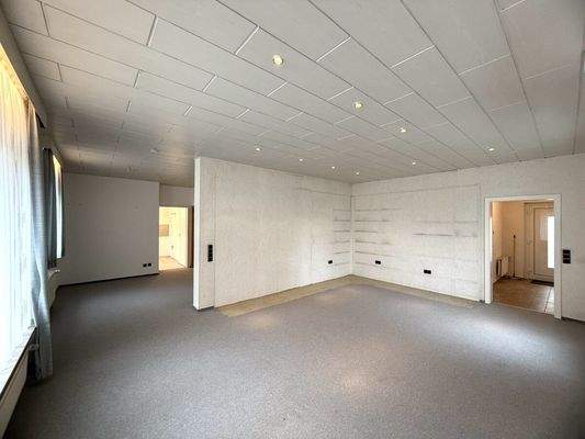 EG Whg. 1 Wohnzimmer Bild 1