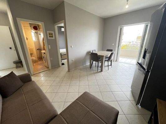 Kreta – Voll möblierte 2-Zimmer-Wohnung in Chania-Mournies zu verkaufen