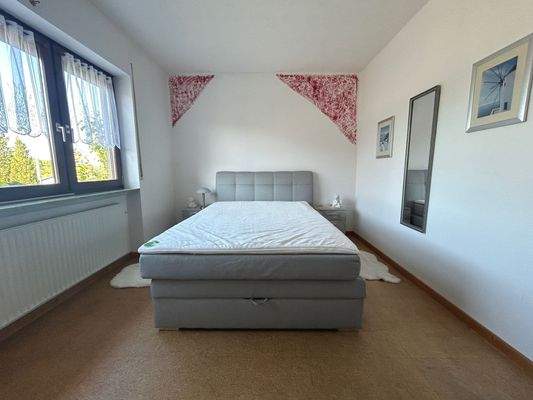 Schlafzimmer 1 EG