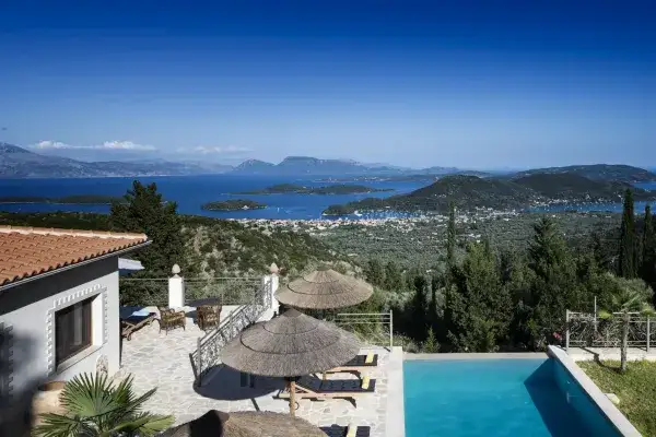 KL.VILLA WITHE HOUSELuxury-Villas-Lefkada-Infinity