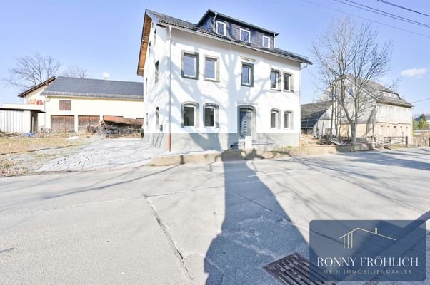 Hausansicht Front 1-2