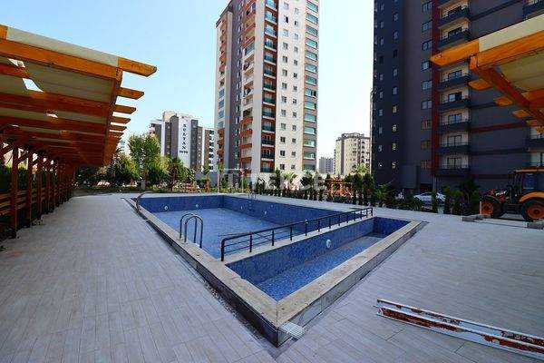 Brand New Affordable Flats in a Stylish Complex in Mersin Tece