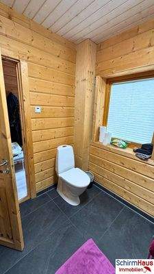 Gäste WC Nebengebäude