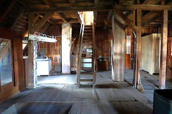 Unausgebauter Dachboden