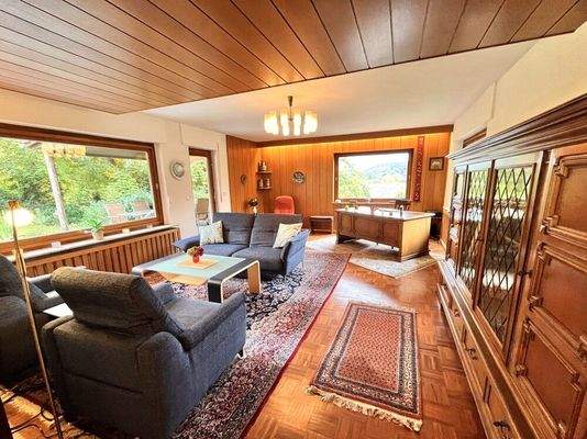 Das großzügige, ...