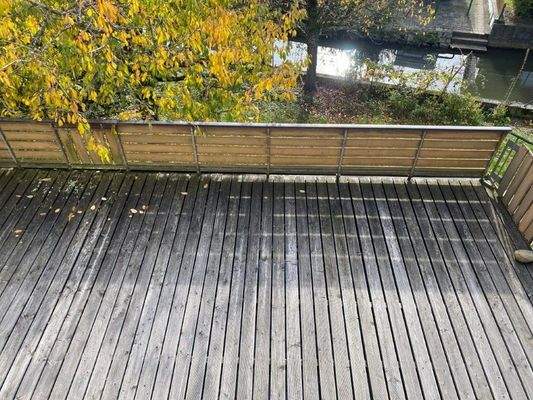 Blick von oben auf die Terrasse