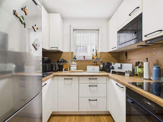 Küche inkl. aller elektrischen Einbaugeräte