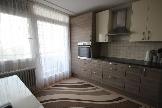 3 Zimmer Wohnung mit Balkon