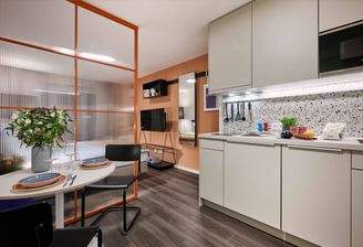 Hamburg Hammerbrook - The Standard - Artist