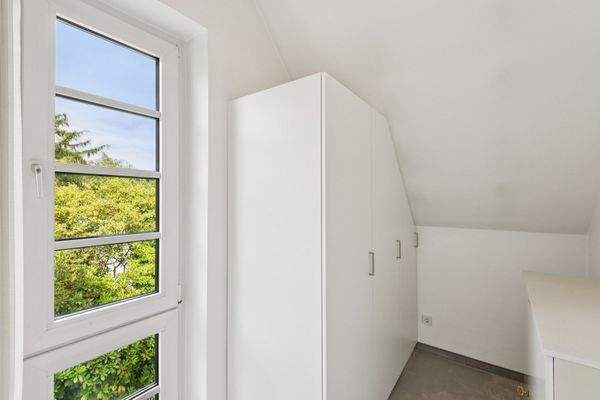 Ankleidezimmer Schlafzimmer 1