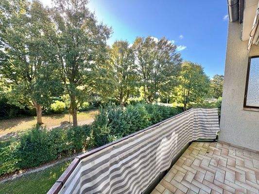 ... und mit Blick ins Grüne.