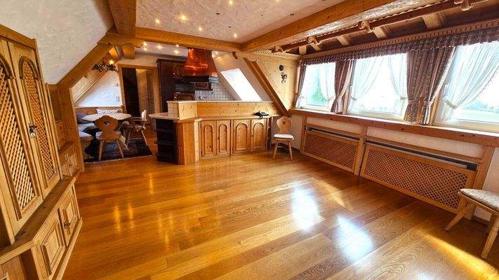 OG Einliegerwohnung Wohnen & Kochen