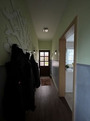 Eingangsbereich mit Garderobe