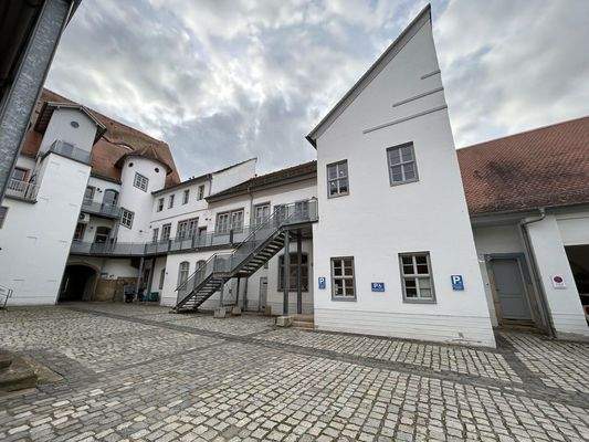 Innenhof, Stellplatz