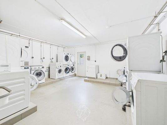 Waschraum/Gemeinschaftsraum