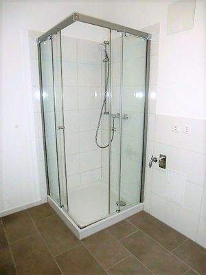 Dusche mit tiefen Einstieg